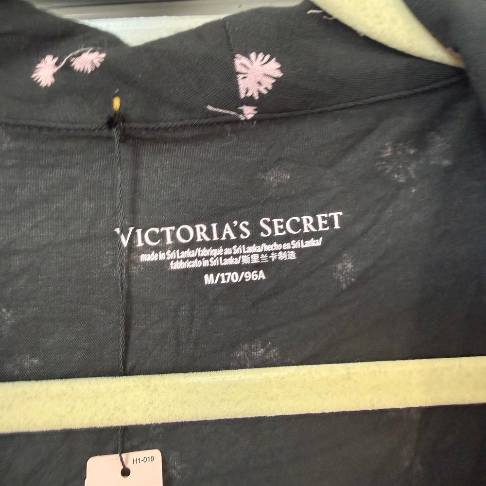 Victorias Secret Pajama Set Medium Black Pink Floral Lace Trim NWT Long Sleeve - Picture 3 of 5